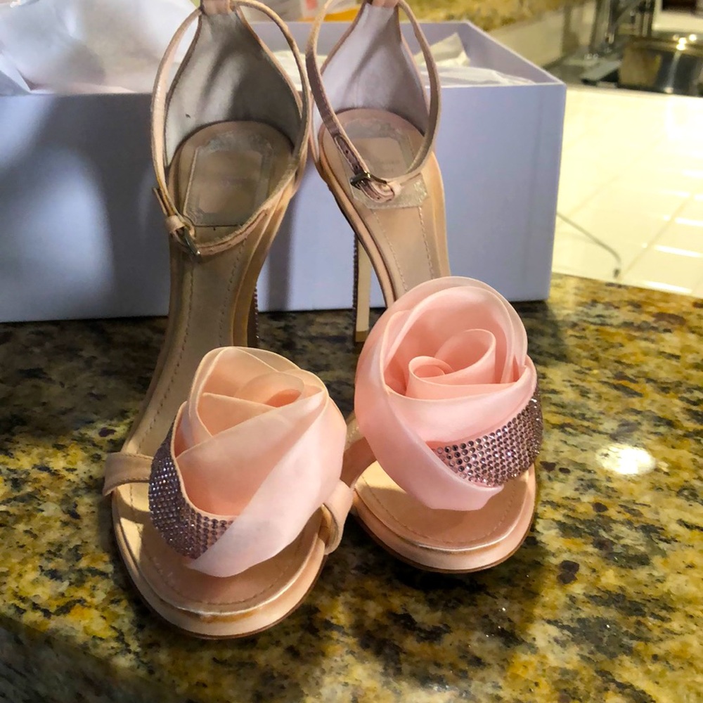 Beautiful Dior in pink only wore once